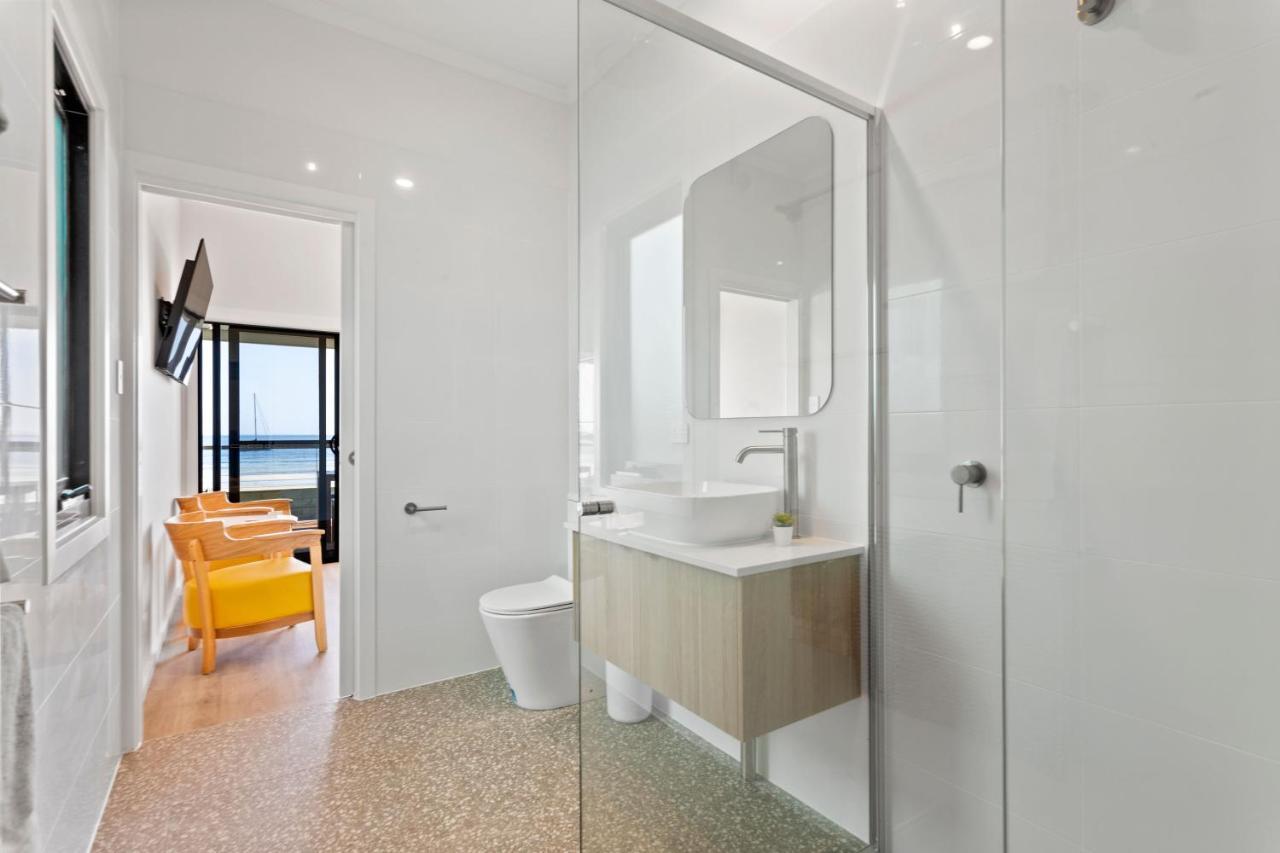 Port Lincoln Beachfront Apartments Exterior photo