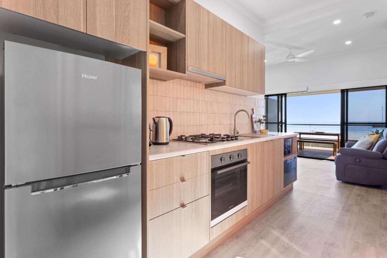 Port Lincoln Beachfront Apartments Exterior photo