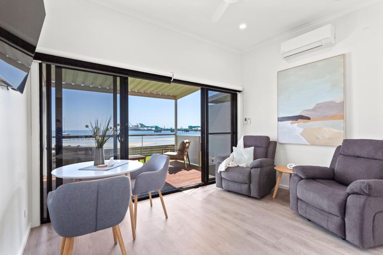 Port Lincoln Beachfront Apartments Exterior photo