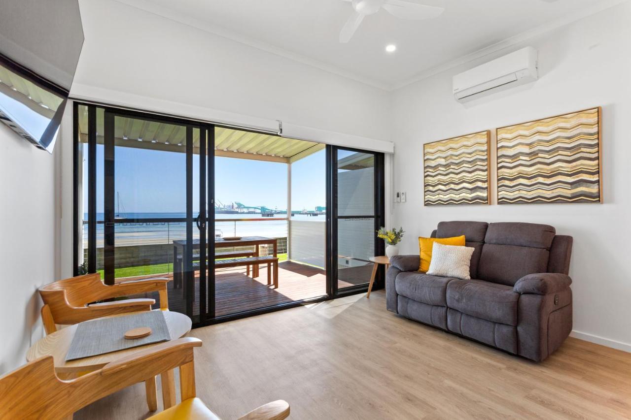 Port Lincoln Beachfront Apartments Exterior photo